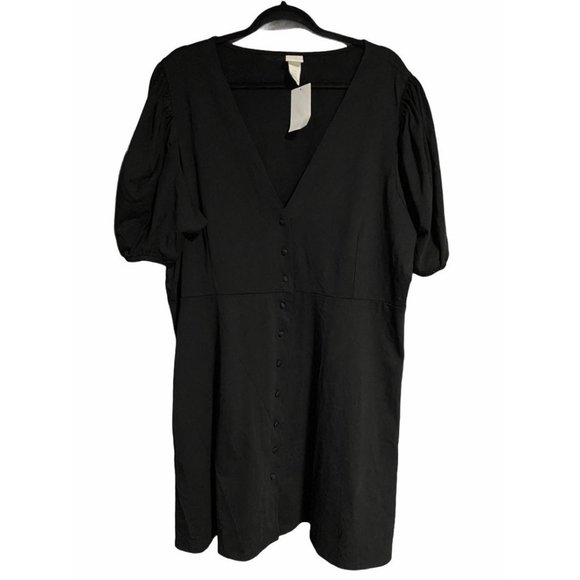 H&M Dresses & Skirts - H&M Plus Size Black Dress Button front